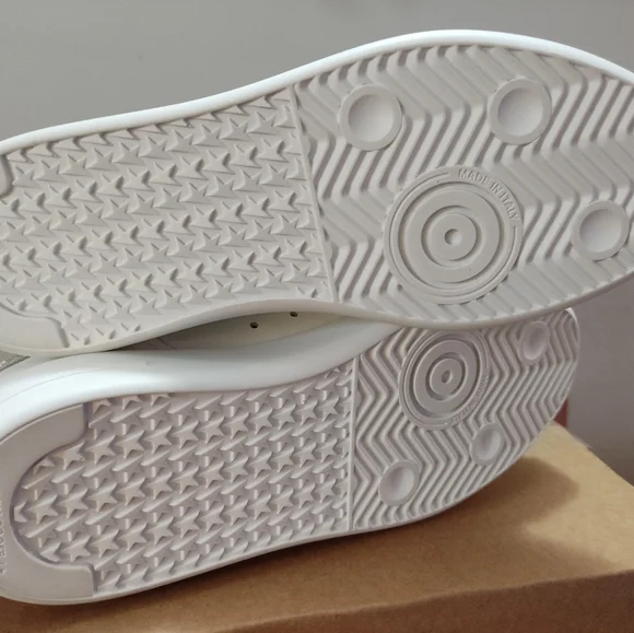 Golden Goose - Picture 5 of 8